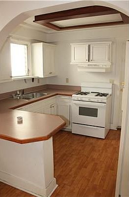 4th image of 522 S K St