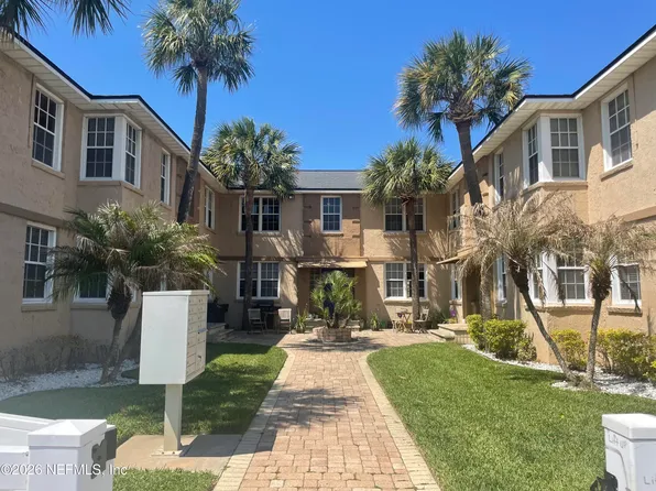 319 1st Ave N APT 1A, Jacksonville Beach, FL 32250