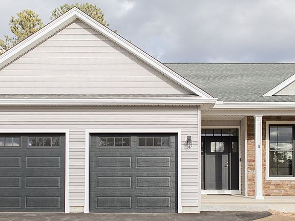 4th image of 339 Chicopee St Lot 7