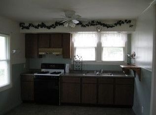 1001 W 6th Ave, Monmouth, IL 61462