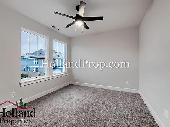 5th image of 3281 SE Farrow Ln