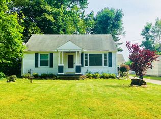 588 Milan Ave, Amherst, OH 44001