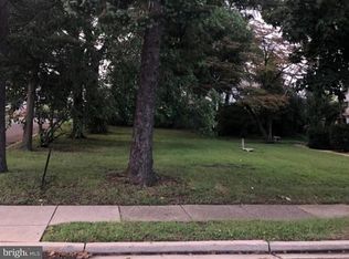 203 7th Ave, Glendora, NJ 08029