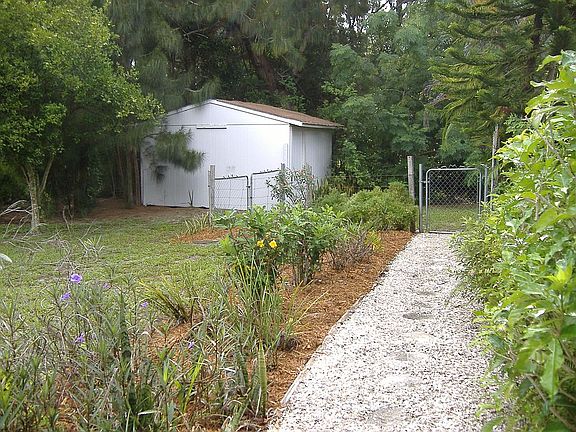 5th image of 2301 Mission Valley Blvd