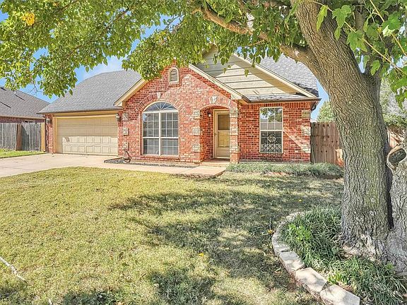 5th image of 313 Beth Ln