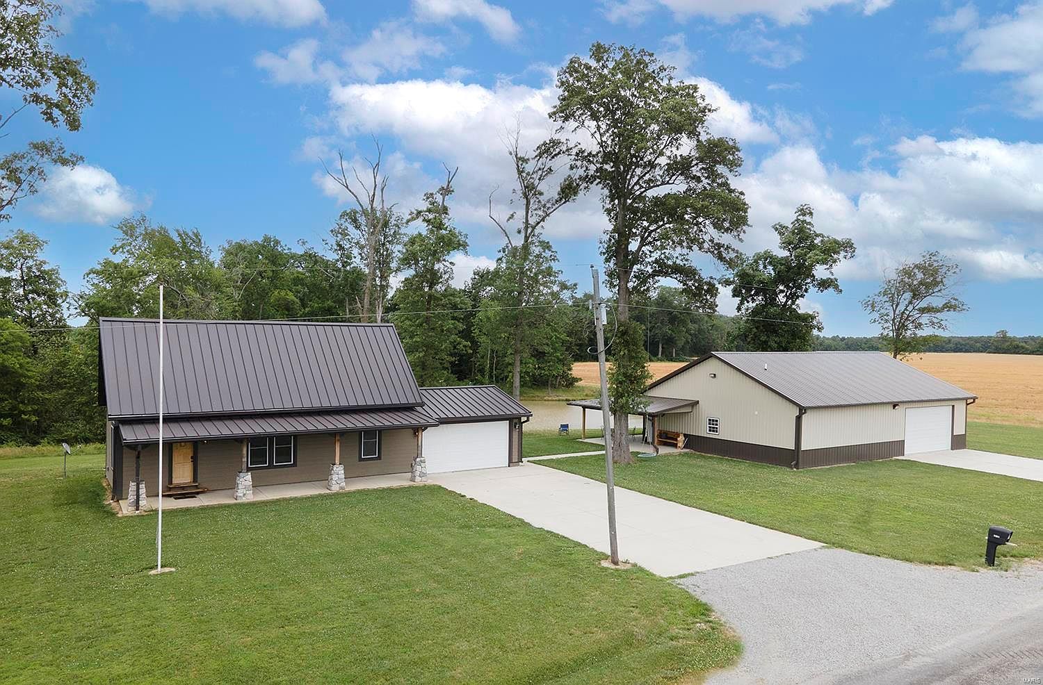 8384 N Cartel Ln, Waltonville, IL 62894 MLS 24039109 Zillow