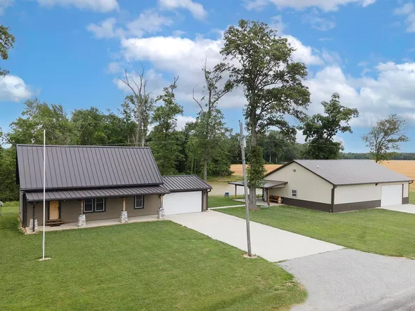 8384 N Cartel Ln, Waltonville, IL 62894