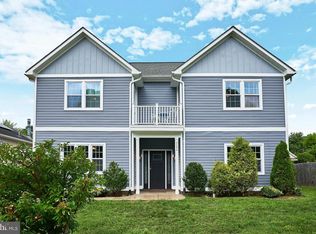 3244 Blundell Rd, Falls Church, VA 22042