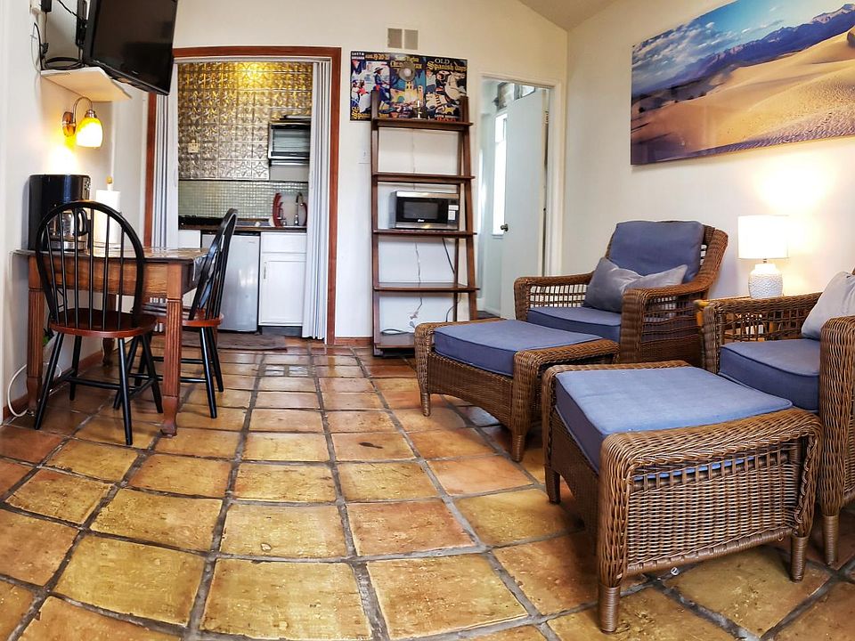1st image of 682 Carlo Dr #1