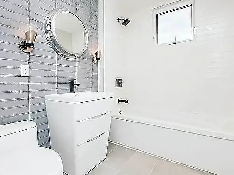 236 Stagg St #5A — Photo 6