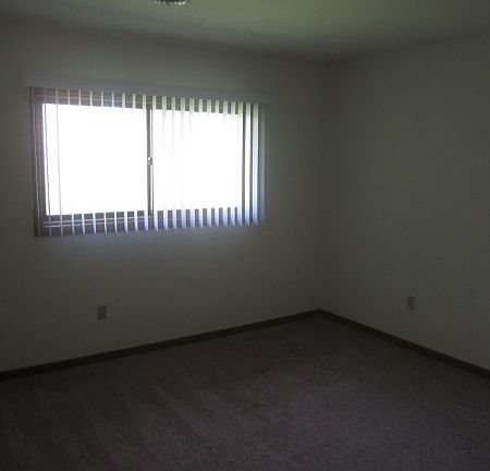 5th image of 42 Sinykin Cir