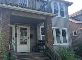 1260 Wayburn St, Grosse Pointe, MI 48230