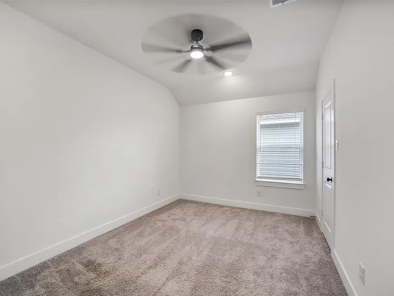 19384 Poppy Village Cir — Photo 27