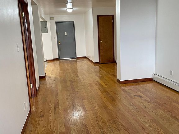 2nd image of 5925 Xenia St Floor 1