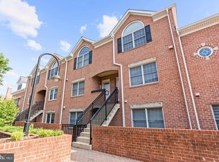 6908 Fairfax Dr Unit 306, Arlington, VA 22213