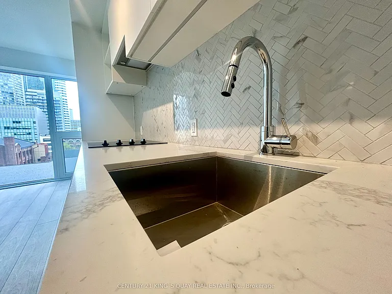 82 Dalhousie St #808 — Photo 14
