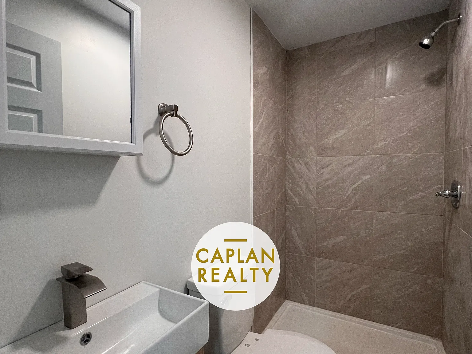 2 bed, $1,795 — Photo 4