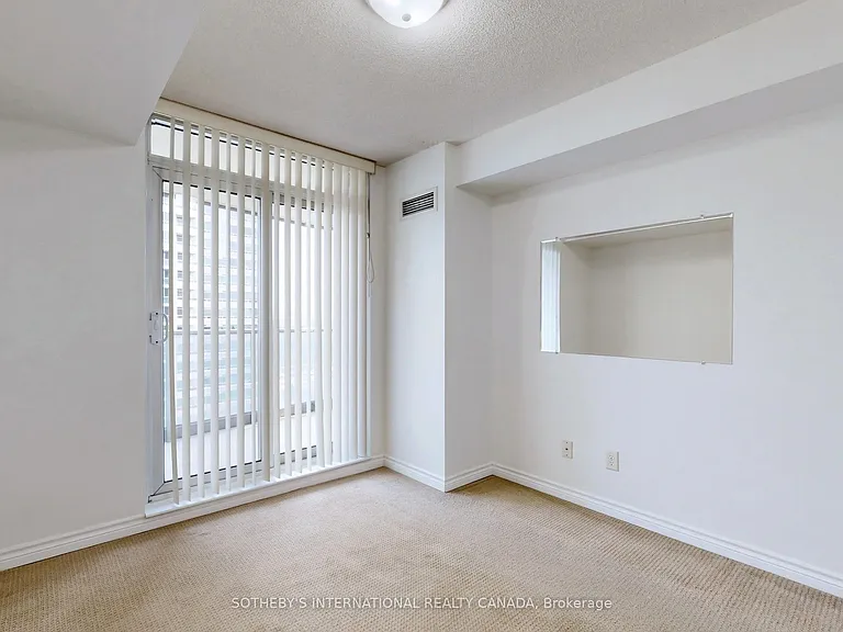 2 Rean Dr #1310 — Photo 16