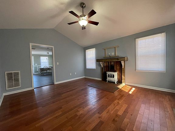 3rd image of 1608 Liberty Ave