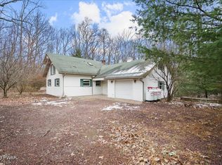 156 Williams Rd, Cresco, PA 18326