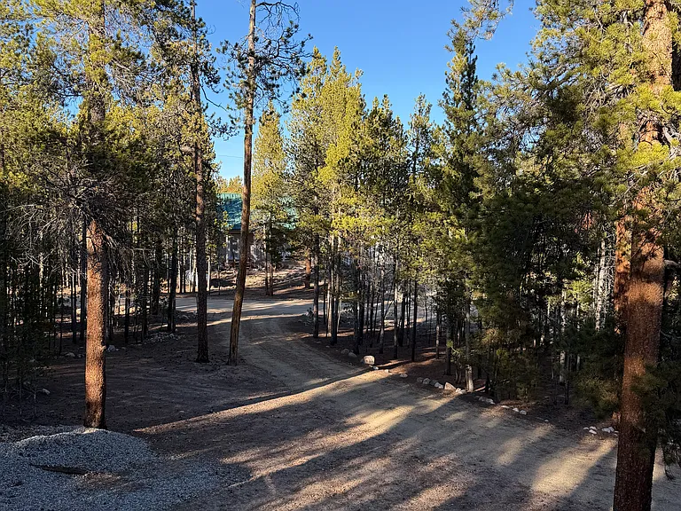 550 Peak View Dr — Photo 5