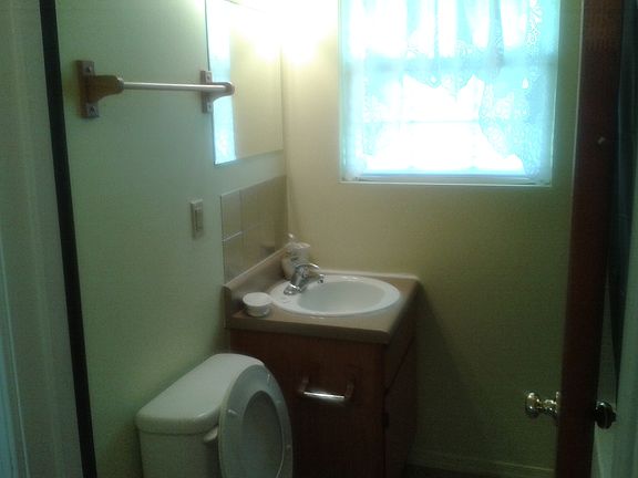 2nd image of 215 S Old Church St
