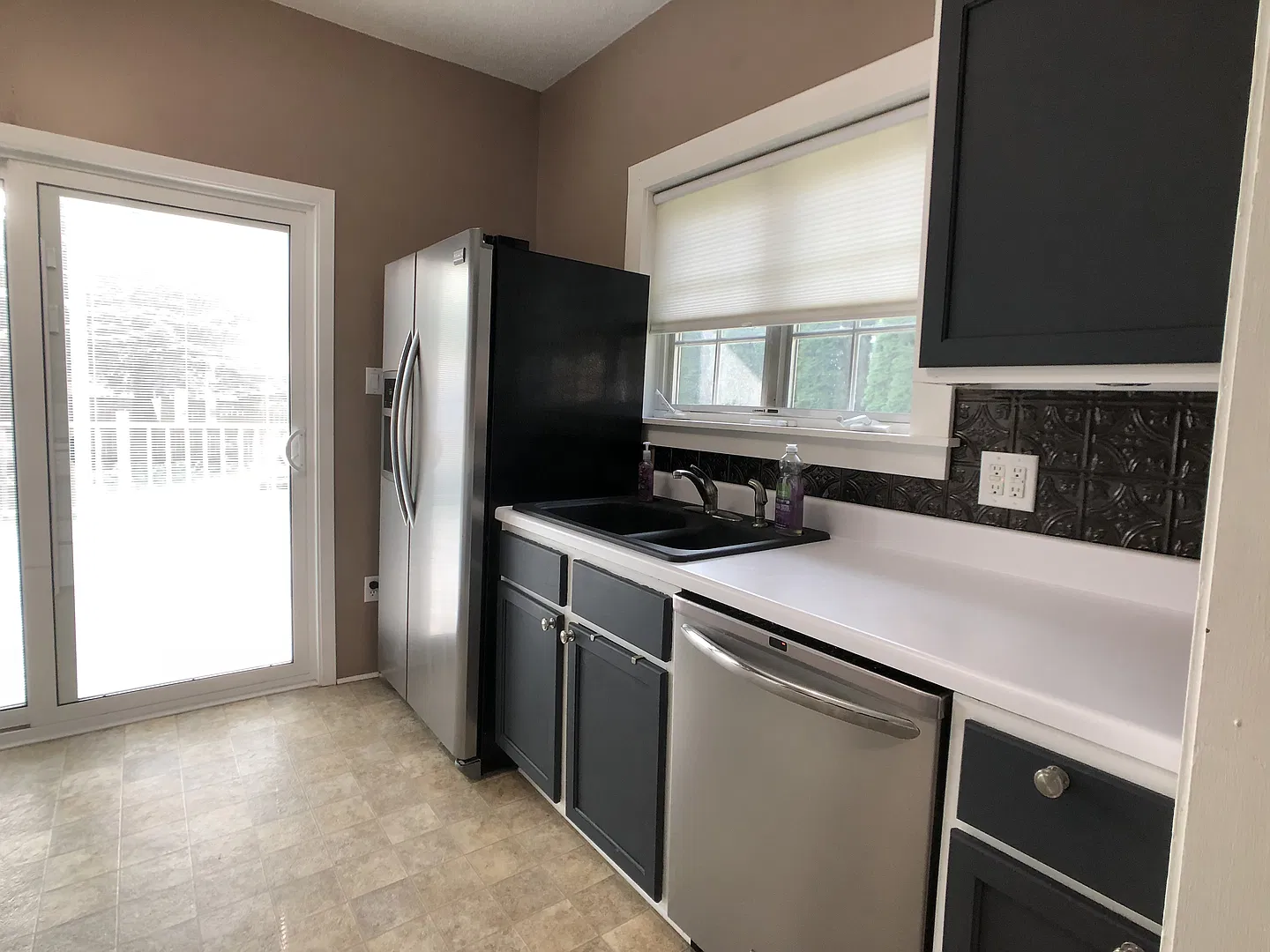 3 Bedroom/2 Bathroom Single Family House for Rent on Belmont Rd. — Photo 3