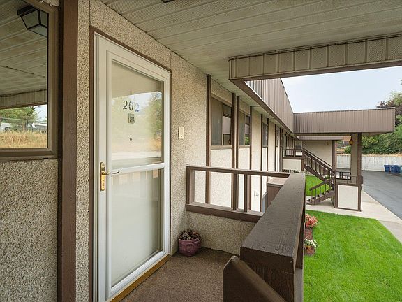 4th image of 1610 E South Riverton Ave APT 202