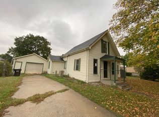 335 S Oak St, Waterloo, IN 46793