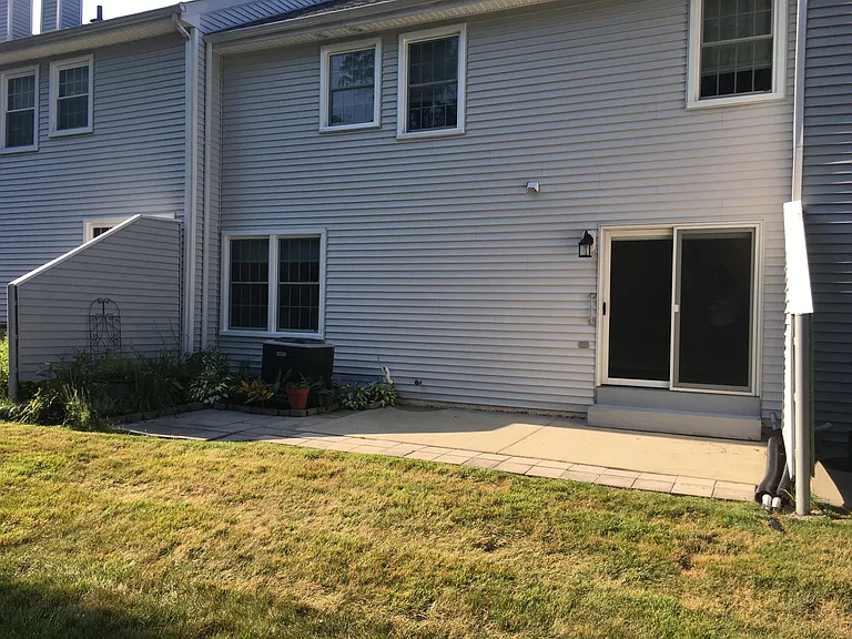 346 Carmen Dr — Photo 30