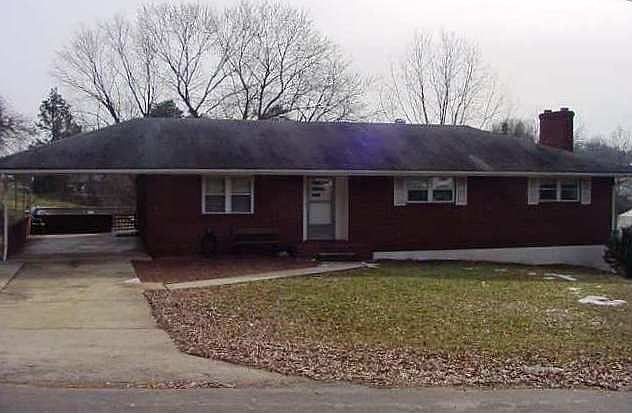 1st image of 39 Lowland Dr