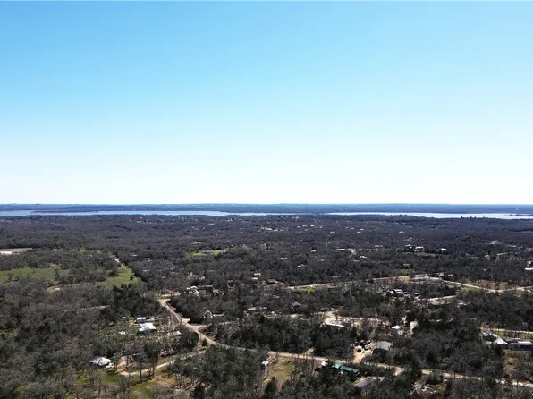 1005 Wild Berry Rd, Somerville, TX 77879