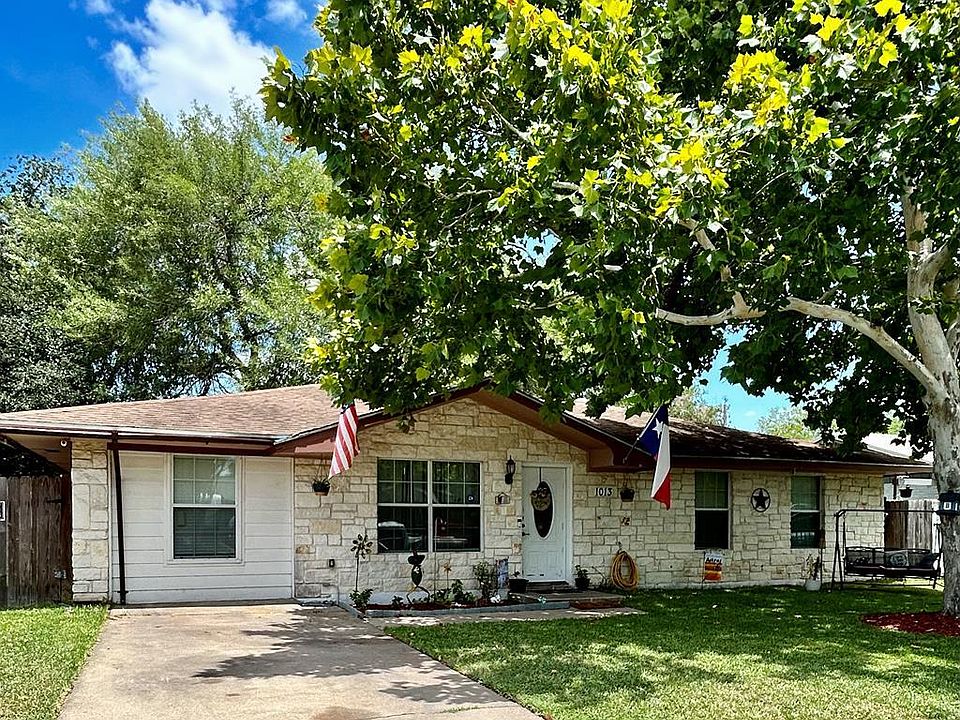 1st image of 1013 E Fannin