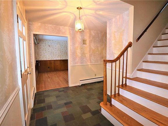 5th image of 508 Churchill Ct