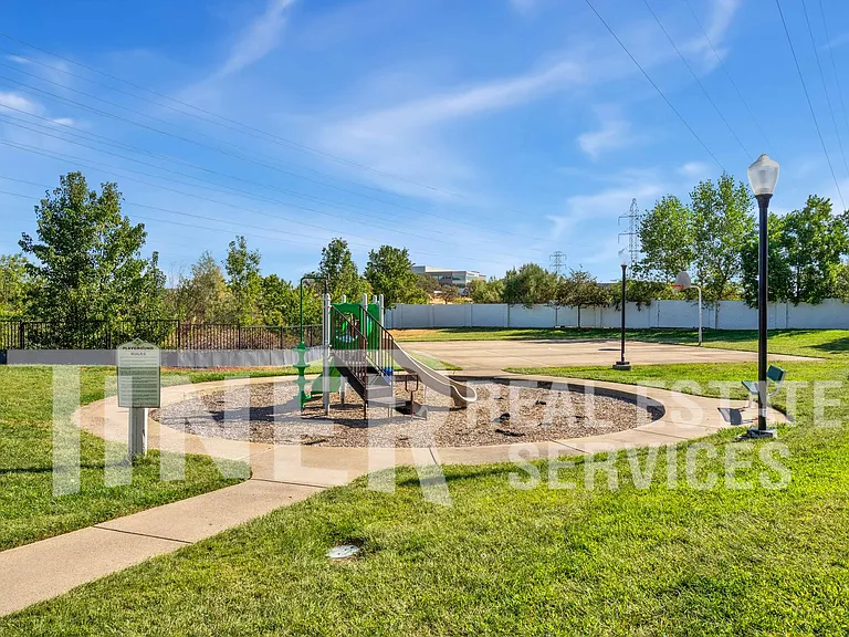885 Halidon Way #1113 — Photo 23