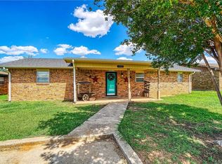 108 S 20th St, Frederick, OK 73542