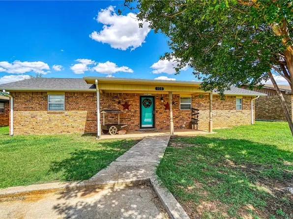 108 S 20th St, Frederick, OK 73542