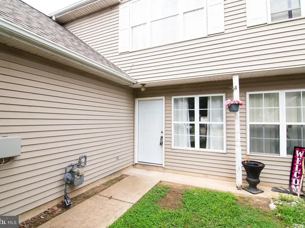 110 Periwinkle Dr, Dover, DE 19904