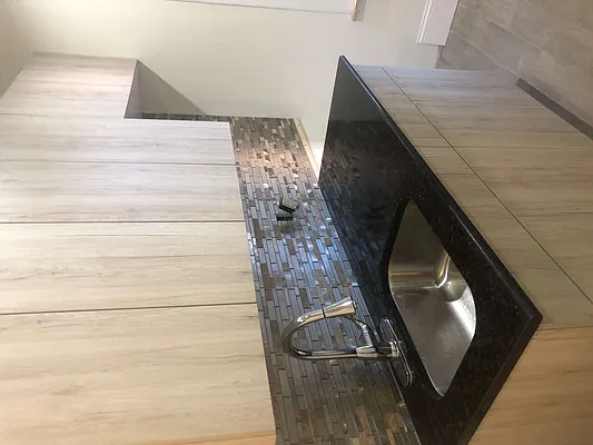 Rented by Metropolis International Realty Inc. | media 10