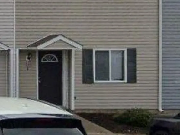 160 Delmar Ln APT E, Newport News, VA 23602