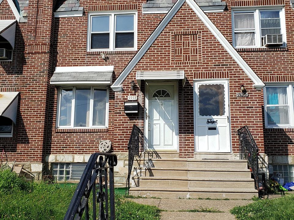 1st image of 1933 Devereaux Ave