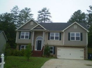 27 Lighthouse Dr, Winder, GA 30680