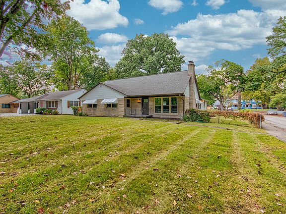 4th image of 3246 E Fall Creek Parkway North Dr