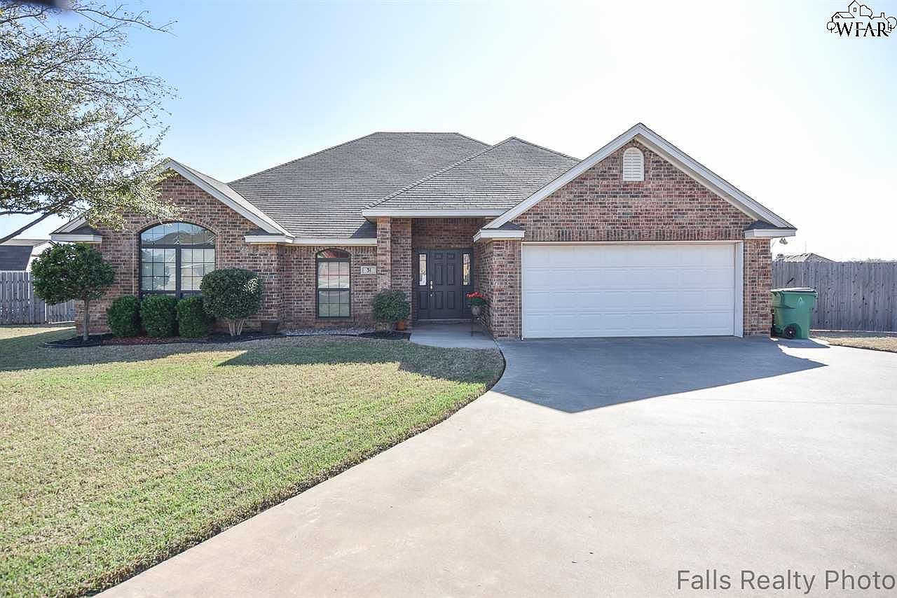 31 Cherokee Trl, Iowa Park, TX 76367 Zillow
