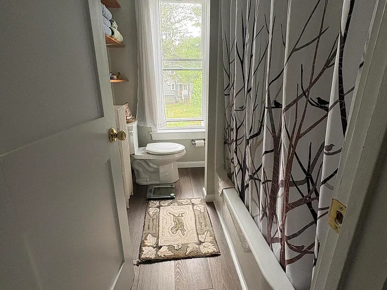 1 Delta Pl — Photo 13