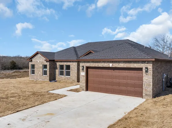 905 Indian Plains Rd, Ardmore, OK 73401