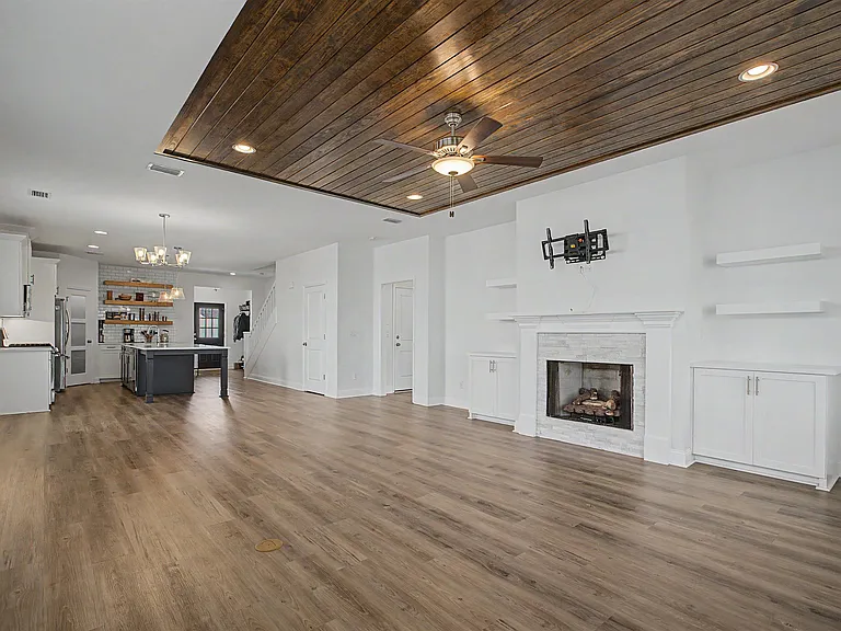 2508 Mount Vernon Ln — Photo 21