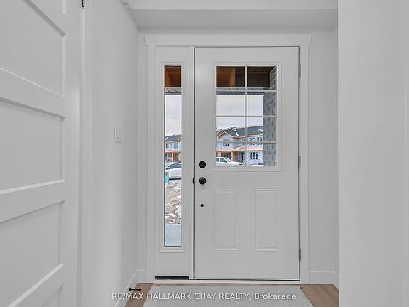 2nd image of 12 Beverly St