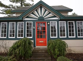 118 E Upright St, Charlevoix, MI 49720