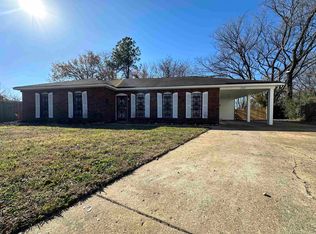 1947 E Gladney Dr, Memphis, TN 38114